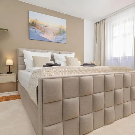 Luxx Apartment *